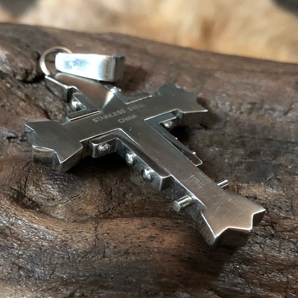 Stainless Steel Cross Pendant - Picture 7 of 8